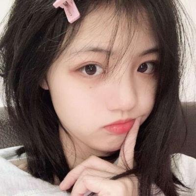 拥抱太阳的月亮